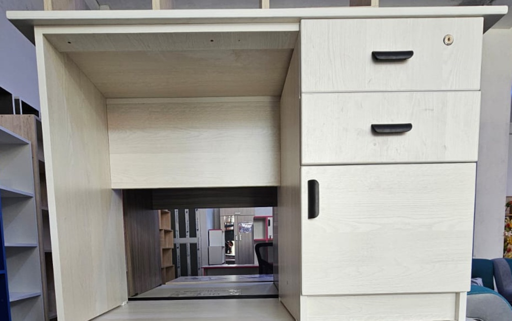 Escritorio de 1.20 x 60 - 2 cajas